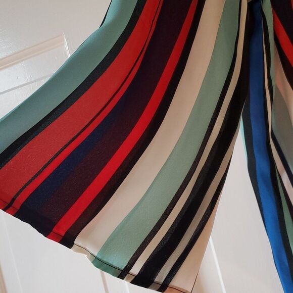 W5 STRIPED TOP NAUTICAL RED WHITE BLUE COASTAL PATRIOTIC SIZE LARGE BELL SLEEVE - Picture 2 of 7